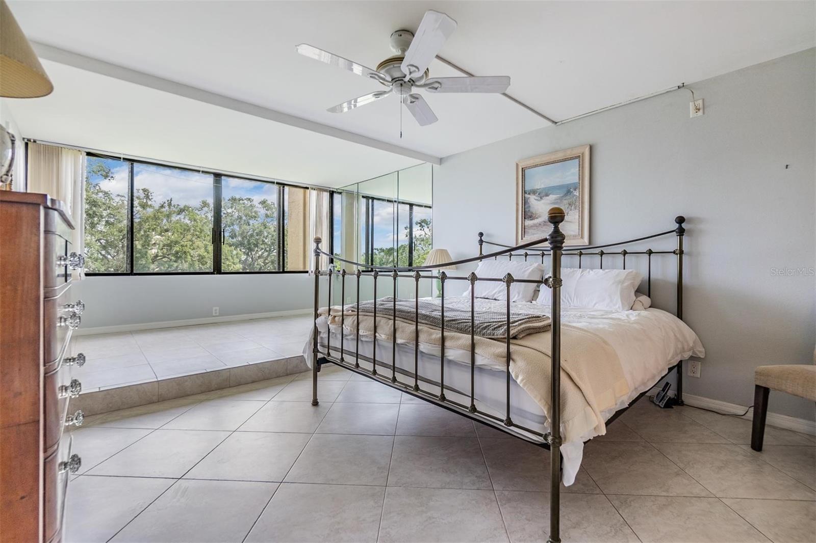 TB8394854 Property Photo