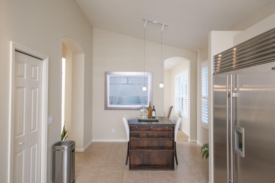 1732 OLD SUMMERWOOD BLVD, SARASOTA, FL, 34232