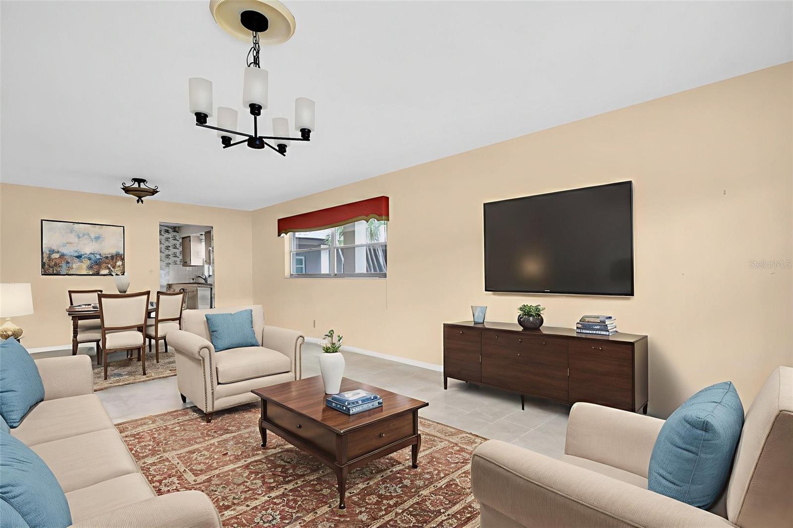 TB8394858 Property Photo