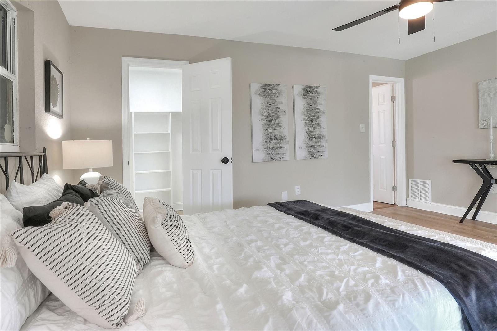 2306 33RD ST W, BRADENTON, FL, 34205