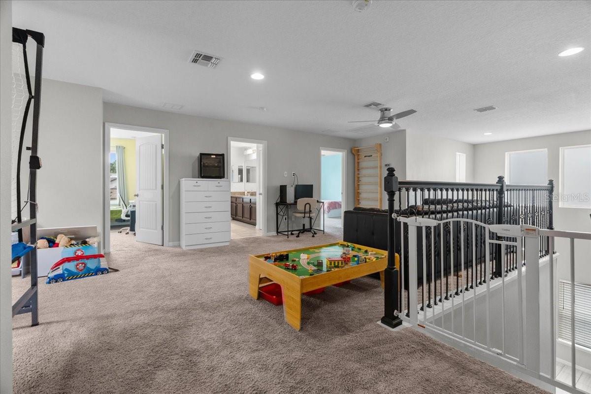 672 SEVEN OAKS BLVD, WINTER SPRINGS, FL, 32708