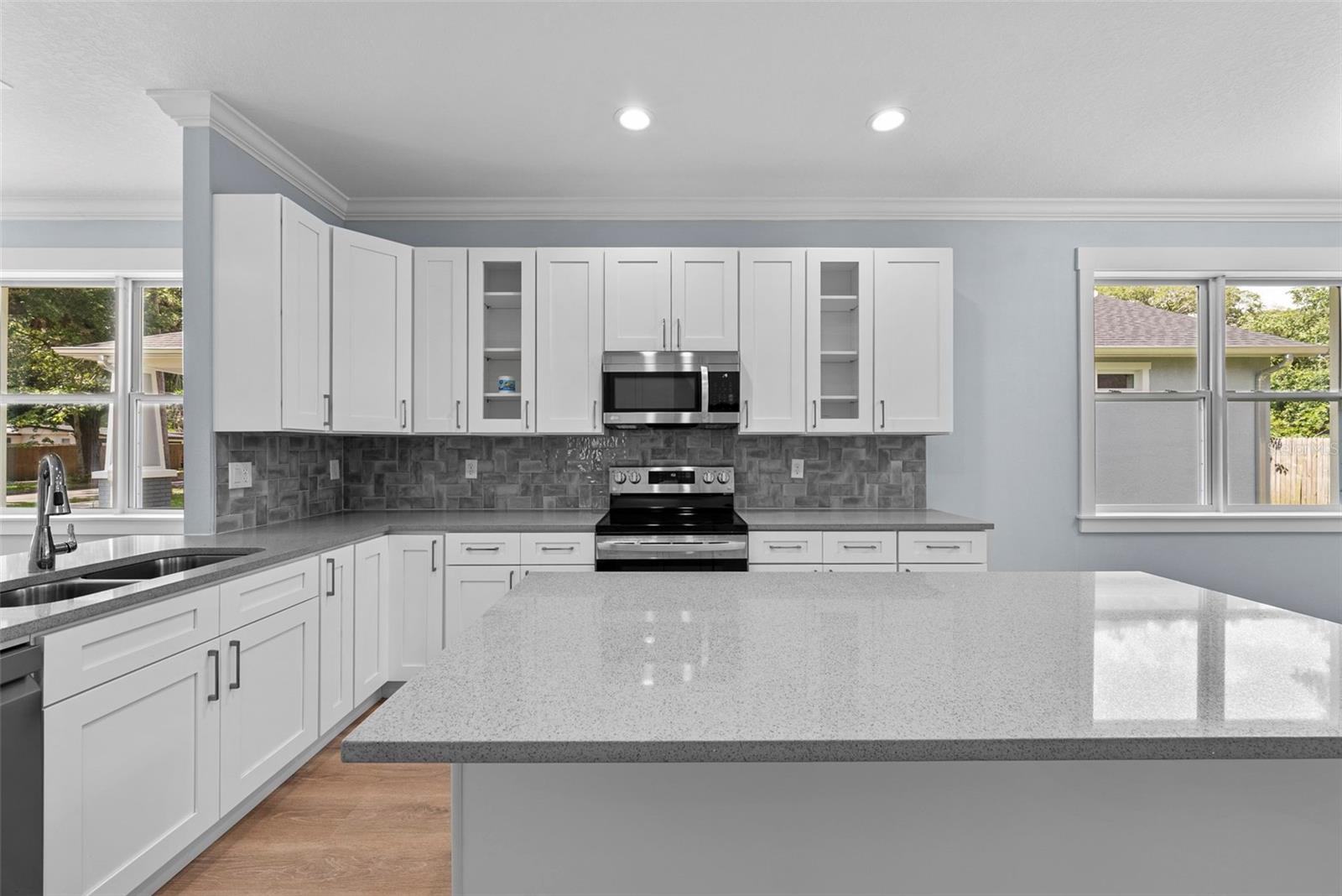 5703 N 20TH ST, TAMPA, FL, 33610