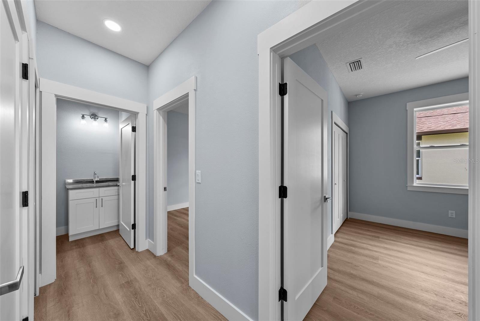 5703 N 20TH ST, TAMPA, FL, 33610