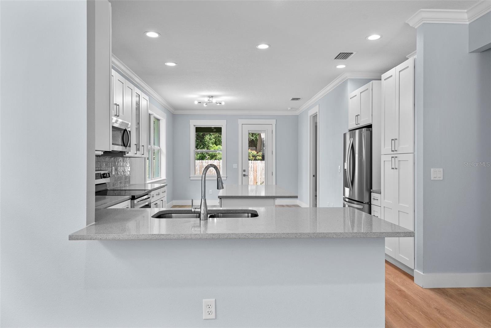 5703 N 20TH ST, TAMPA, FL, 33610