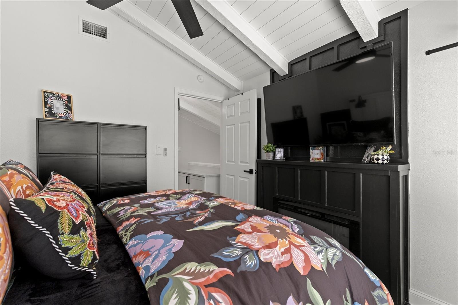 4214 HARBOR HOUSE DR, TAMPA, FL, 33615