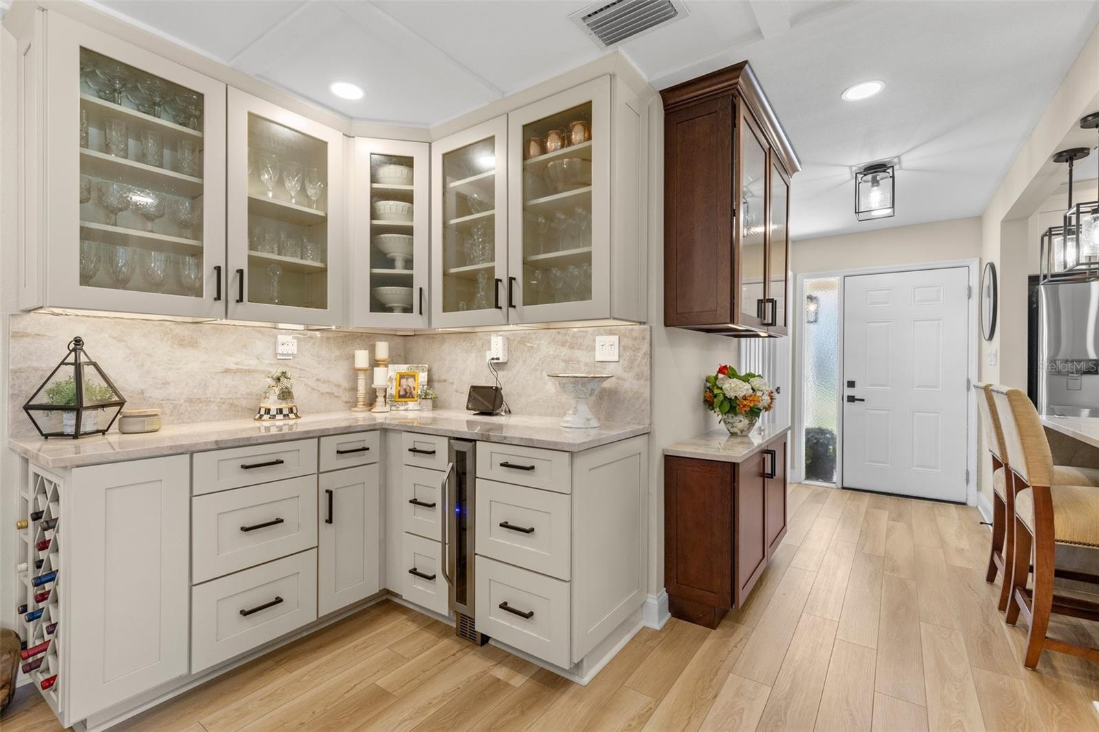 4214 HARBOR HOUSE DR, TAMPA, FL, 33615