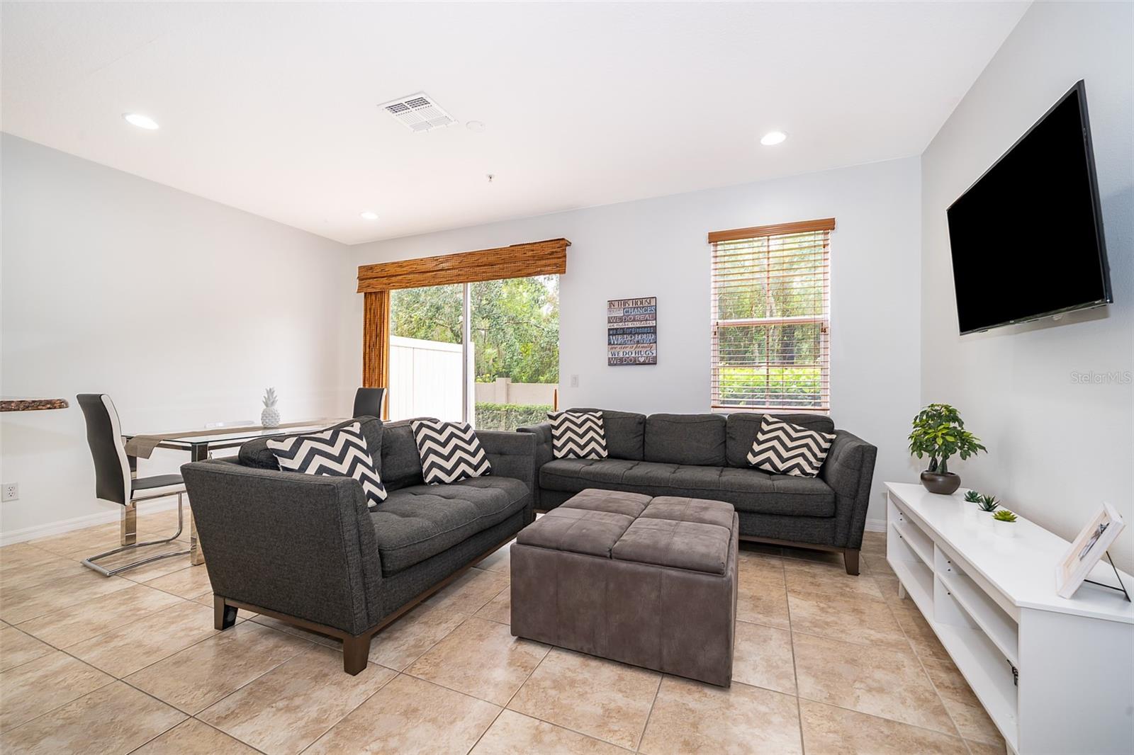 156 CANTERBURY BELL DR, OVIEDO, FL, 32765