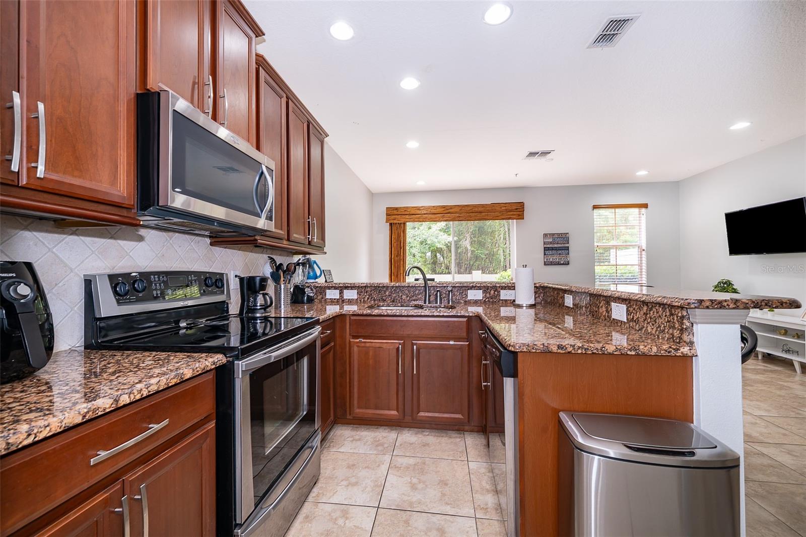 156 CANTERBURY BELL DR, OVIEDO, FL, 32765