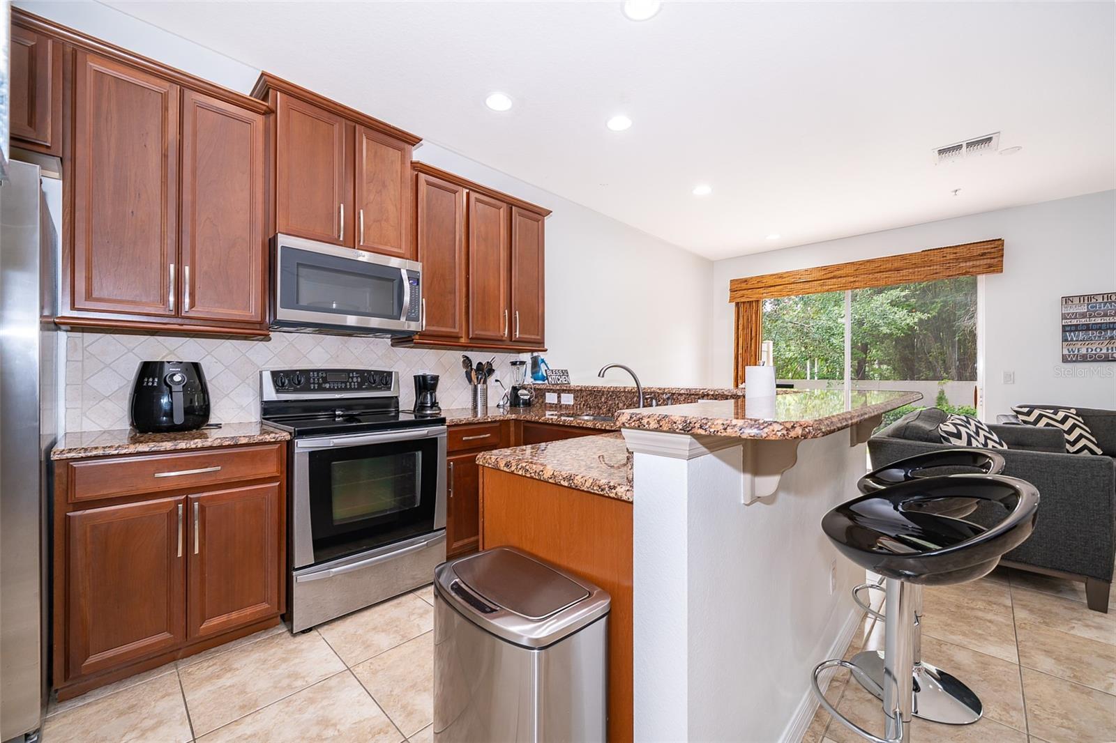 156 CANTERBURY BELL DR, OVIEDO, FL, 32765