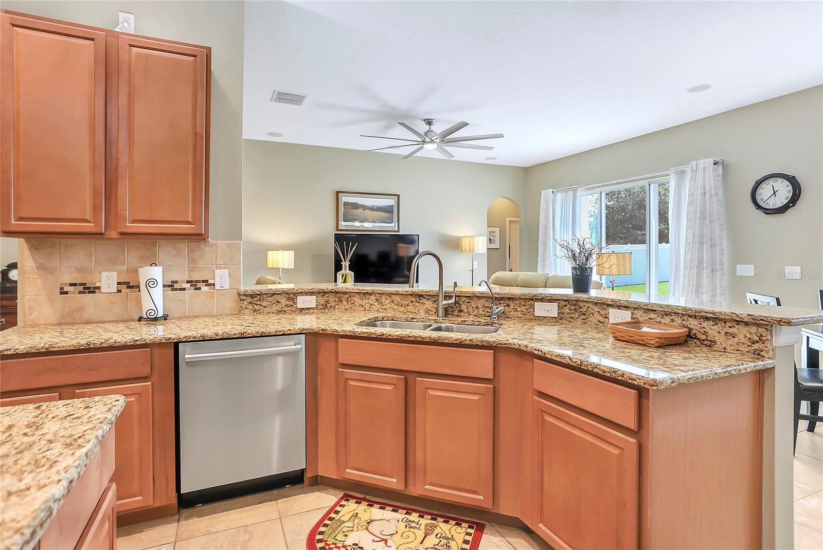 724 GRASSY STONE DR, WINTER GARDEN, FL, 34787