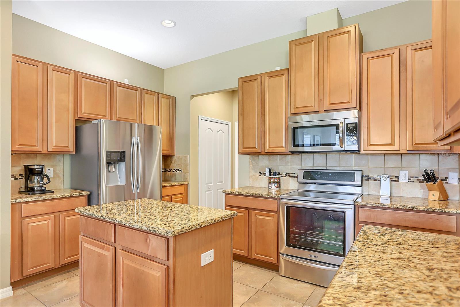 724 GRASSY STONE DR, WINTER GARDEN, FL, 34787