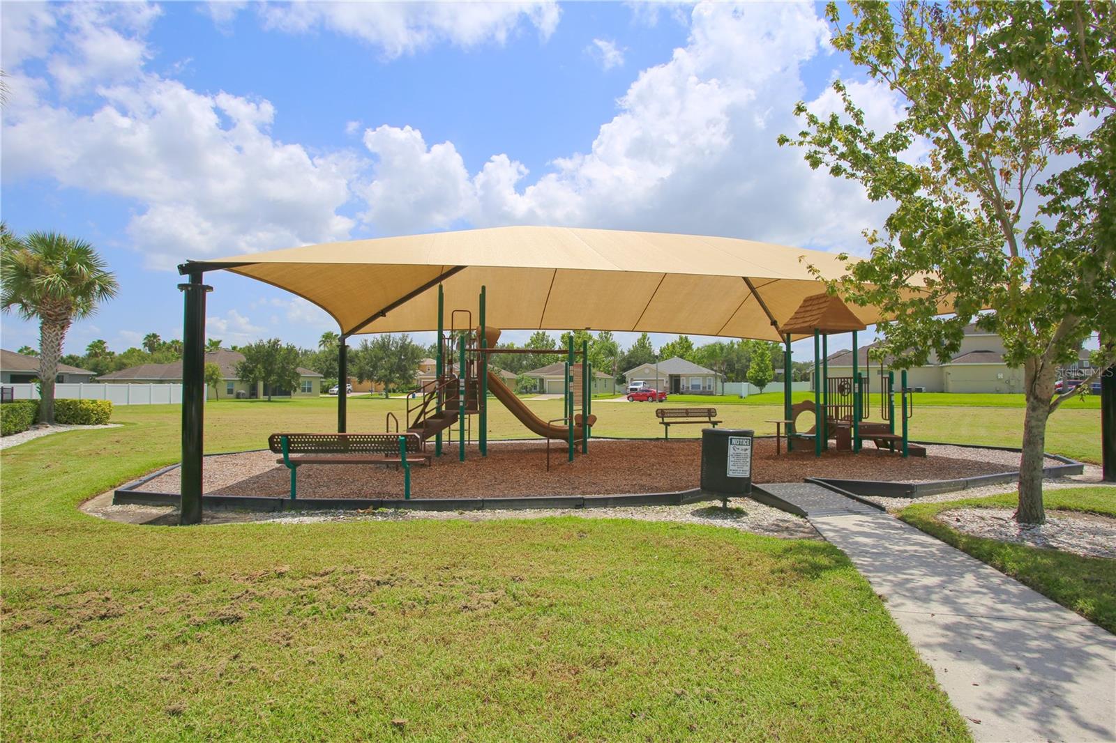 724 GRASSY STONE DR, WINTER GARDEN, FL, 34787