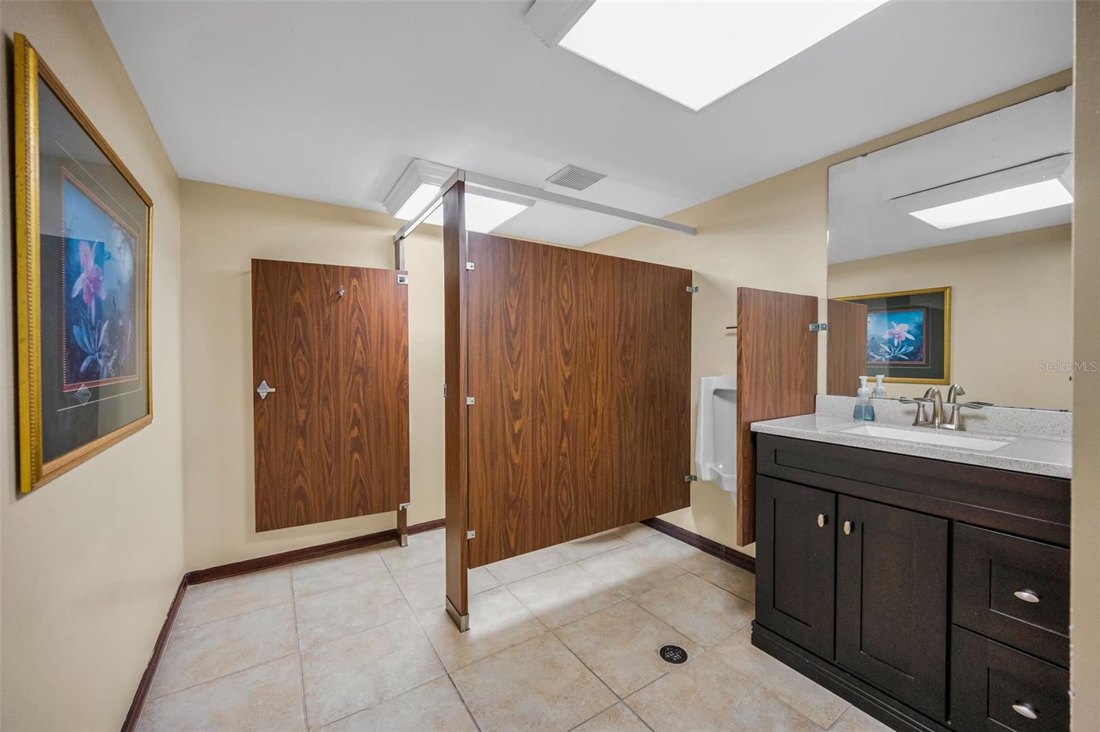 1009 W PLATT ST, TAMPA, FL, 33606