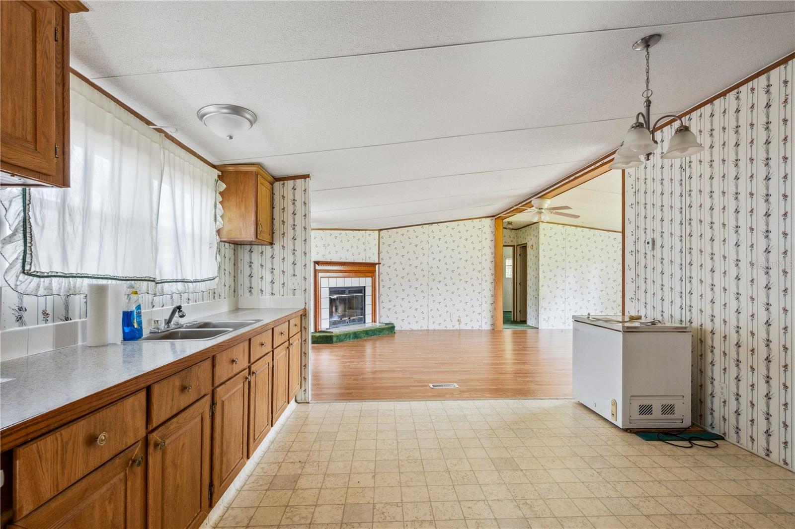 8514 BRAGG ST, ZEPHYRHILLS, FL, 33540