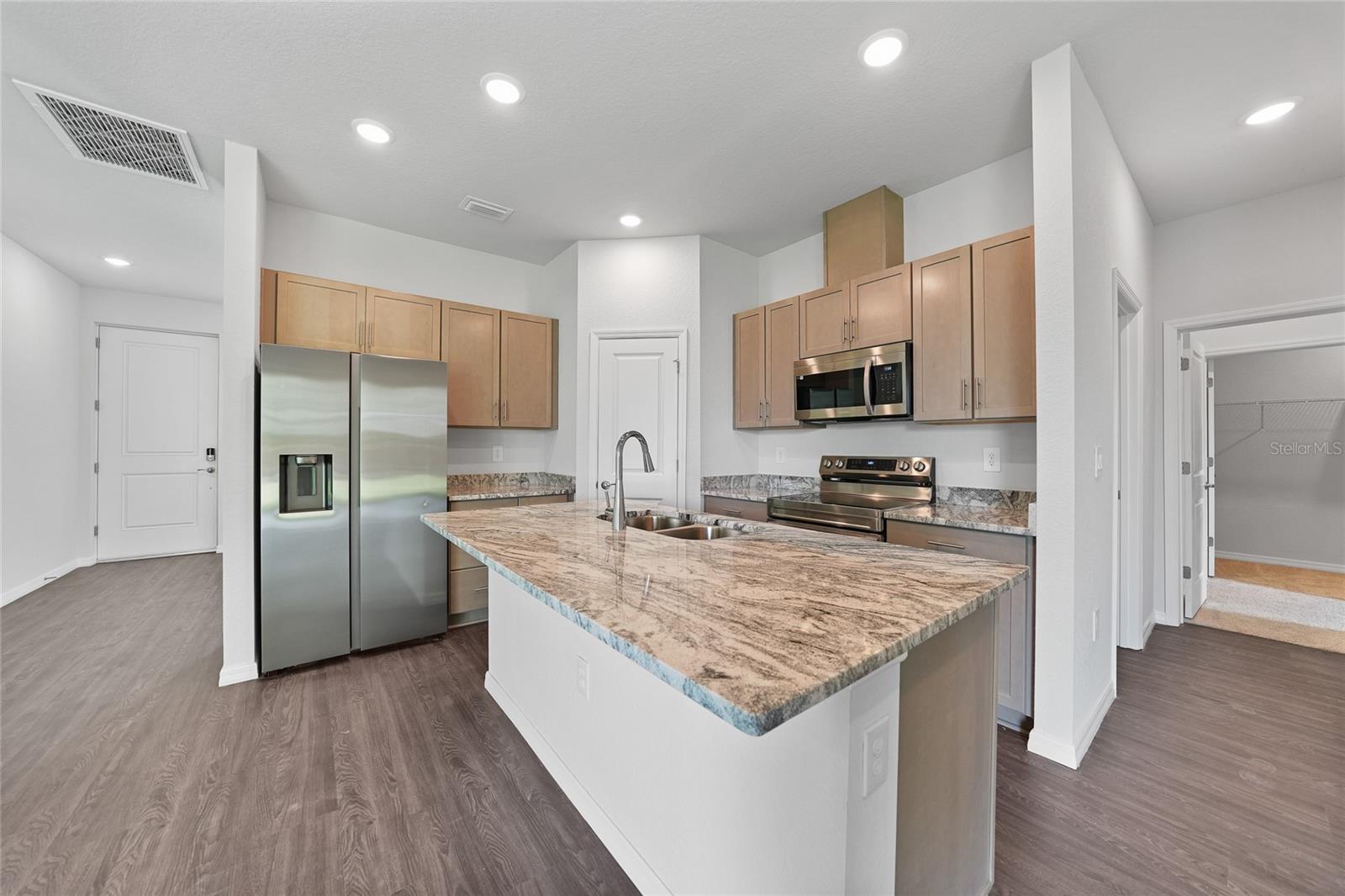 1057 PRESQUE ISLE DR, PORT CHARLOTTE, FL, 33952