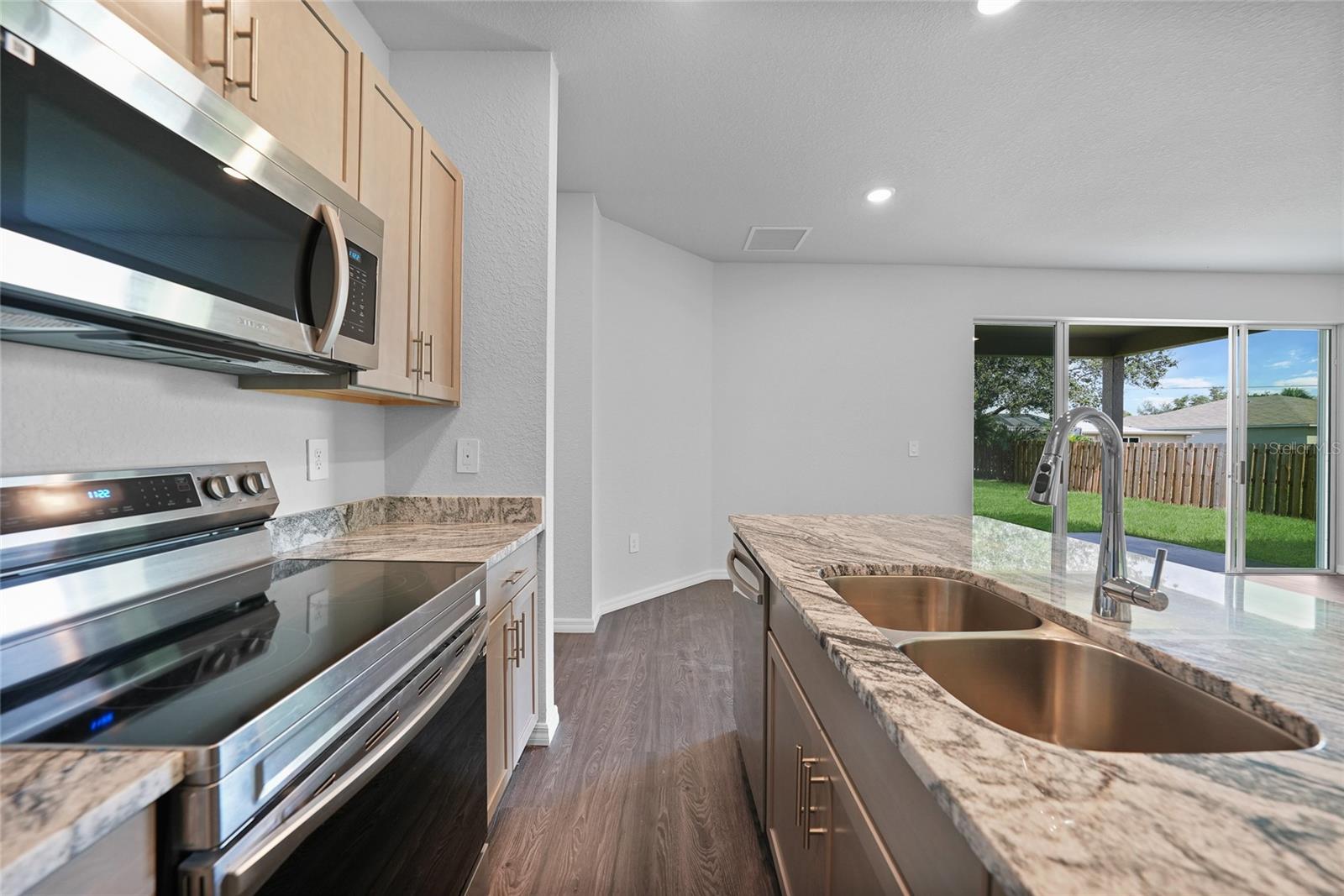 1057 PRESQUE ISLE DR, PORT CHARLOTTE, FL, 33952