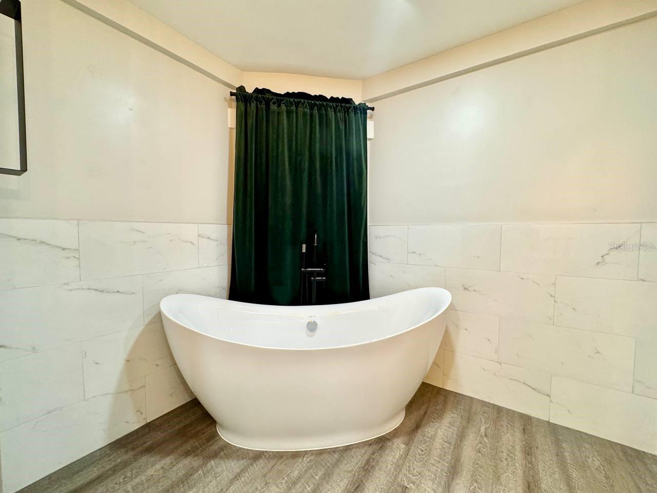 1216 E CHELSEA ST, TAMPA, FL, 33603