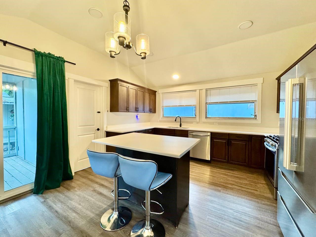 1216 E CHELSEA ST, TAMPA, FL, 33603