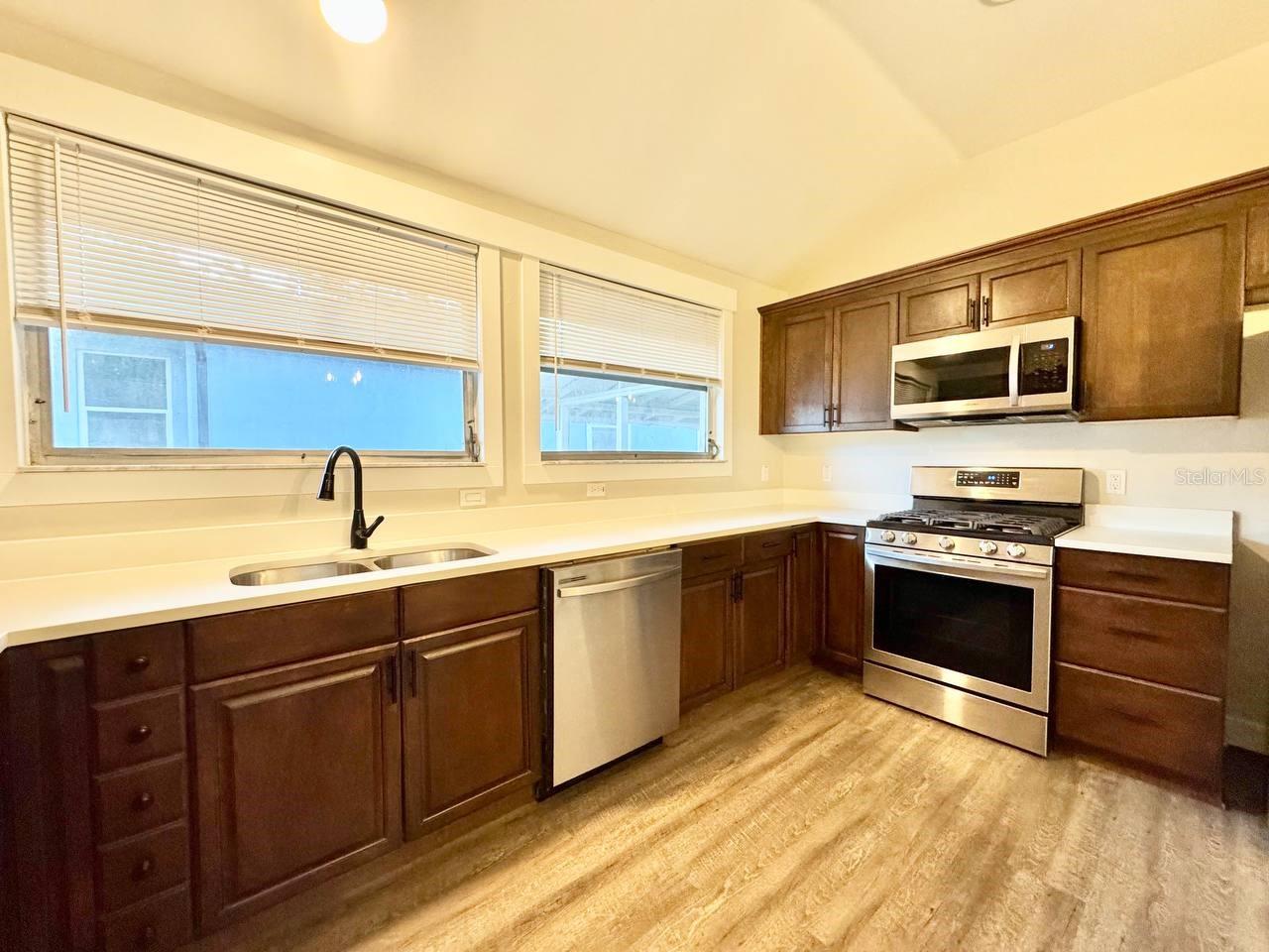 1216 E CHELSEA ST, TAMPA, FL, 33603