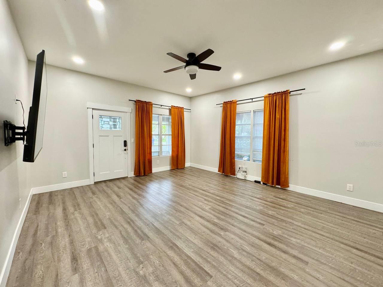 1216 E CHELSEA ST, TAMPA, FL, 33603