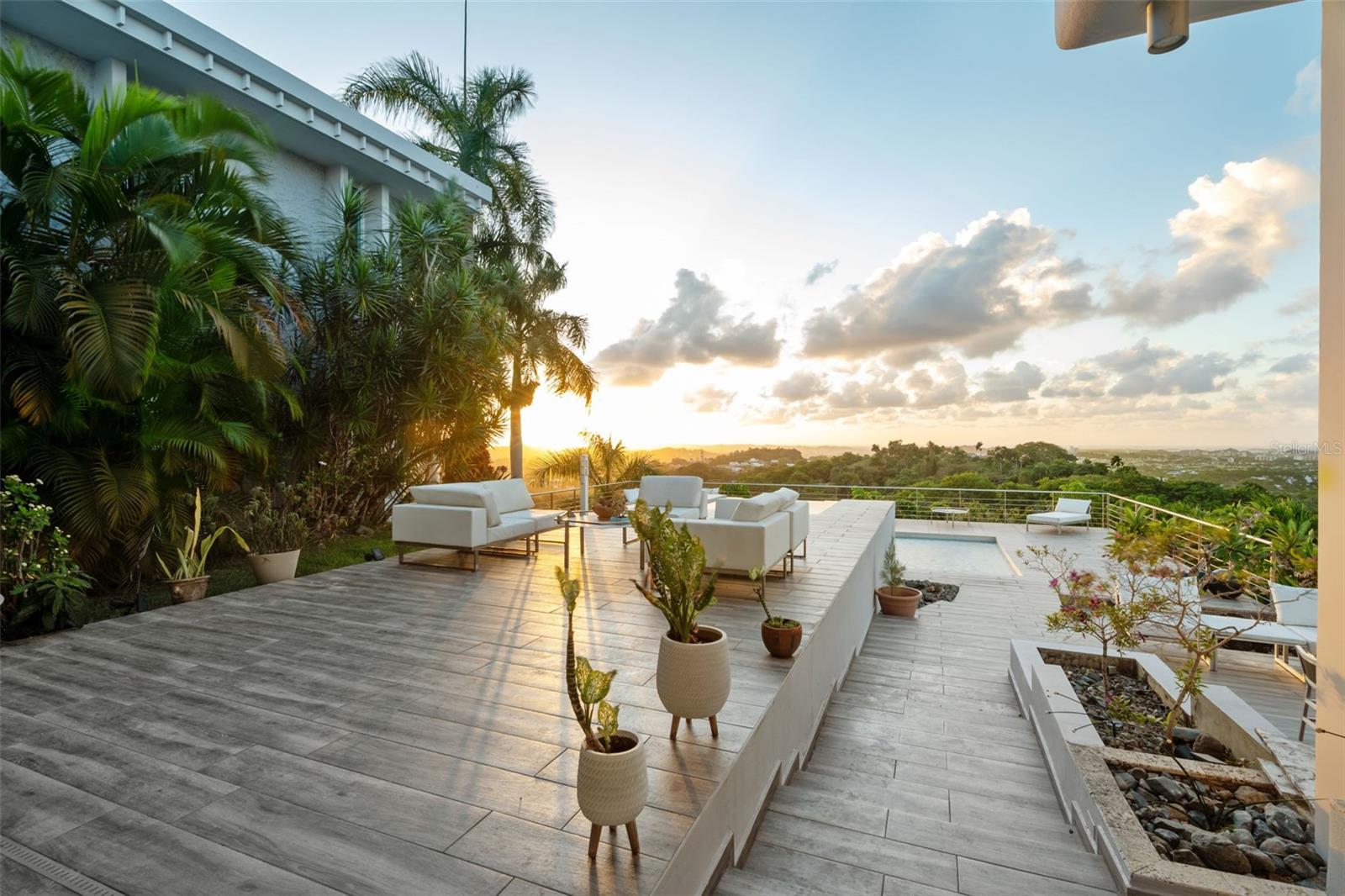 PR9114135 Property Photo