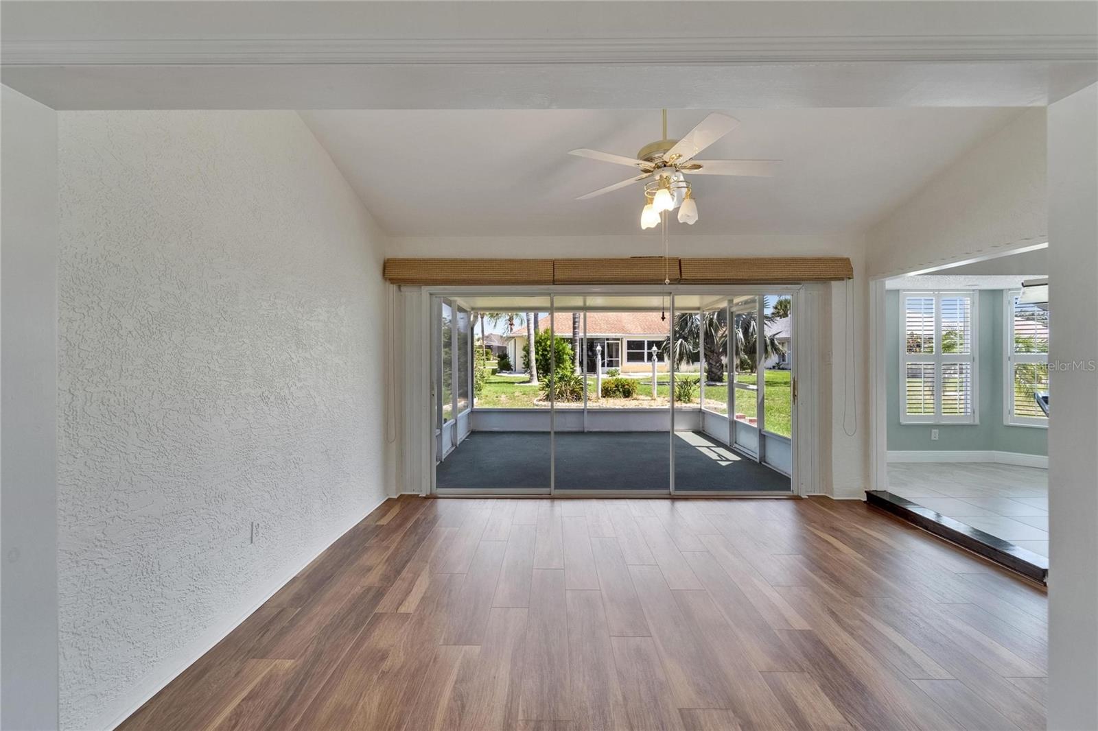 304 CALOOSA PALMS CT, SUN CITY CENTER, FL, 33573