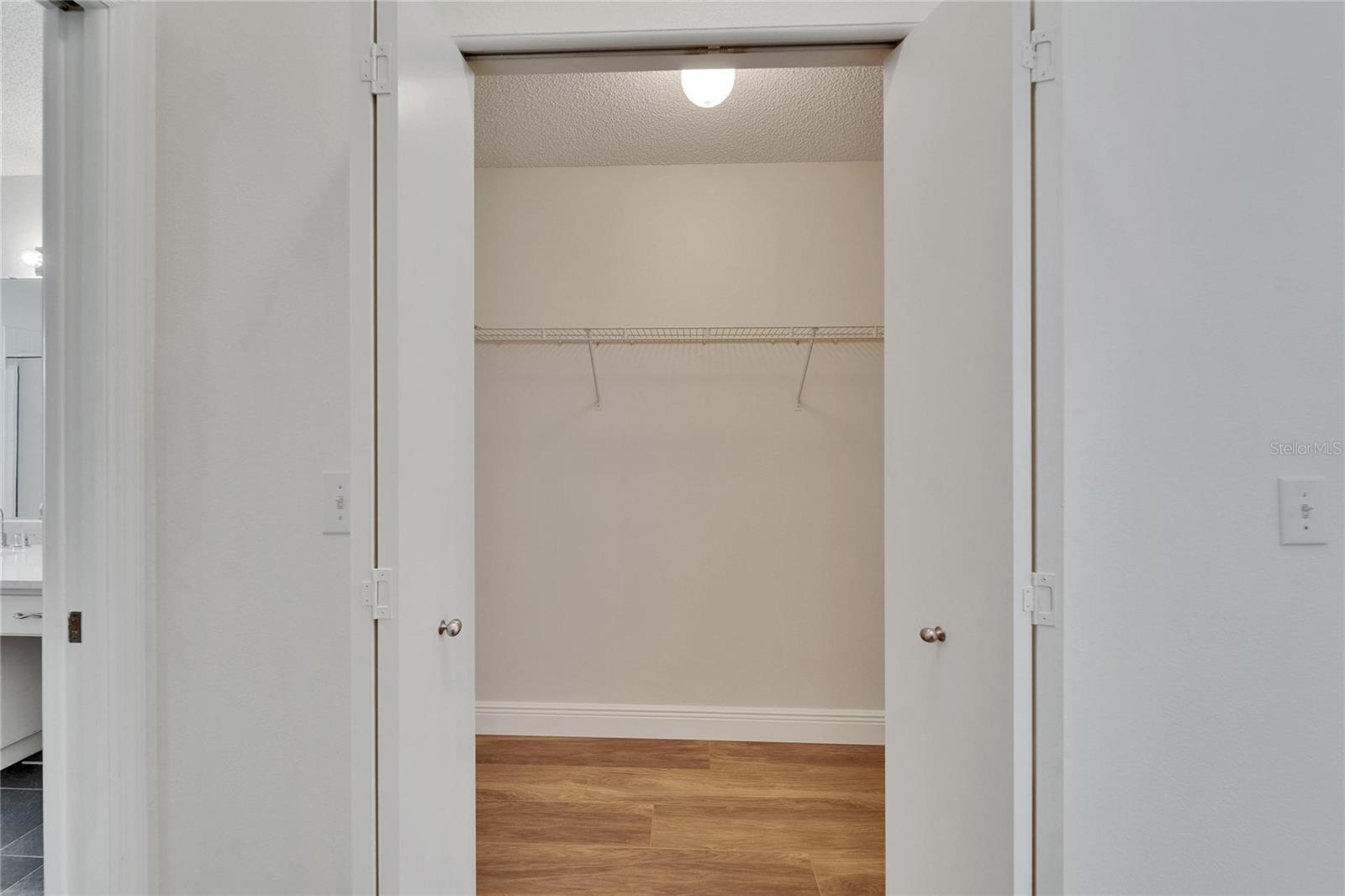 304 CALOOSA PALMS CT, SUN CITY CENTER, FL, 33573