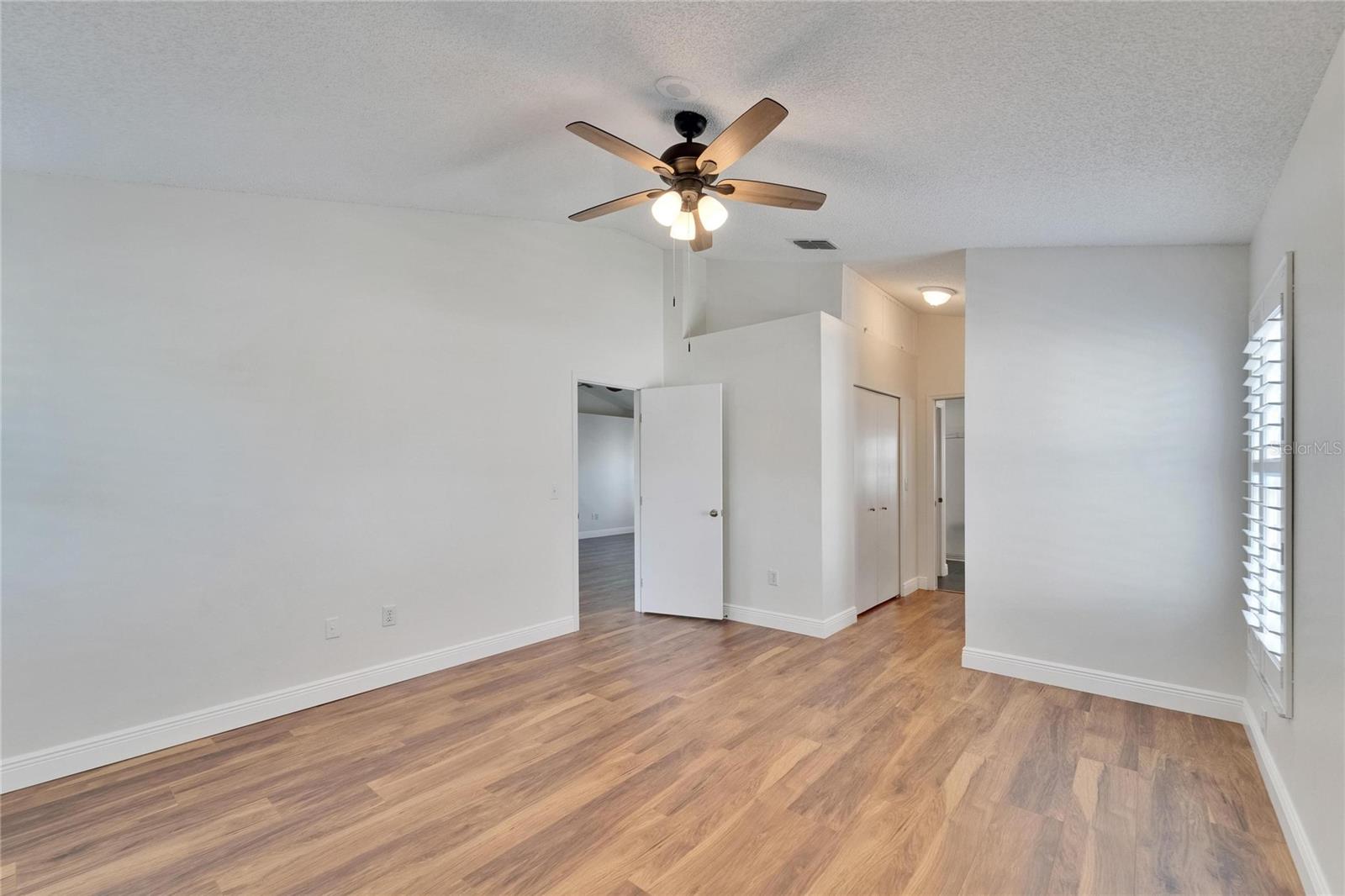 304 CALOOSA PALMS CT, SUN CITY CENTER, FL, 33573