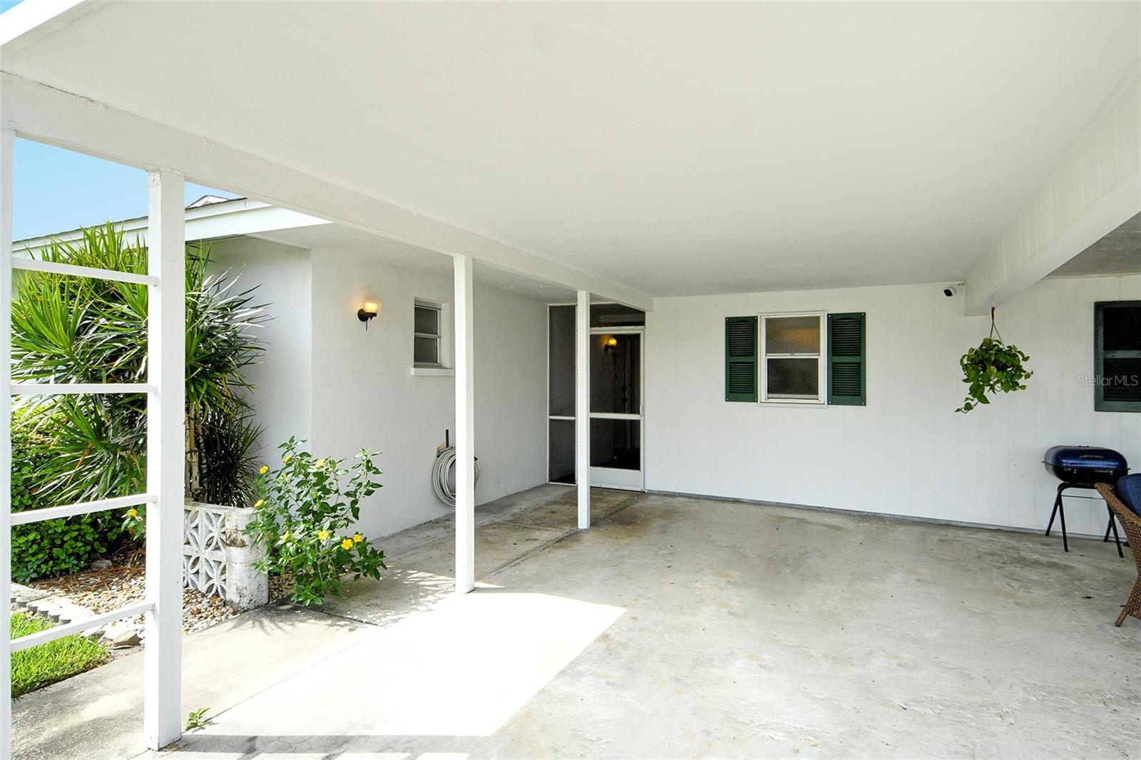 A4655365 Property Photo