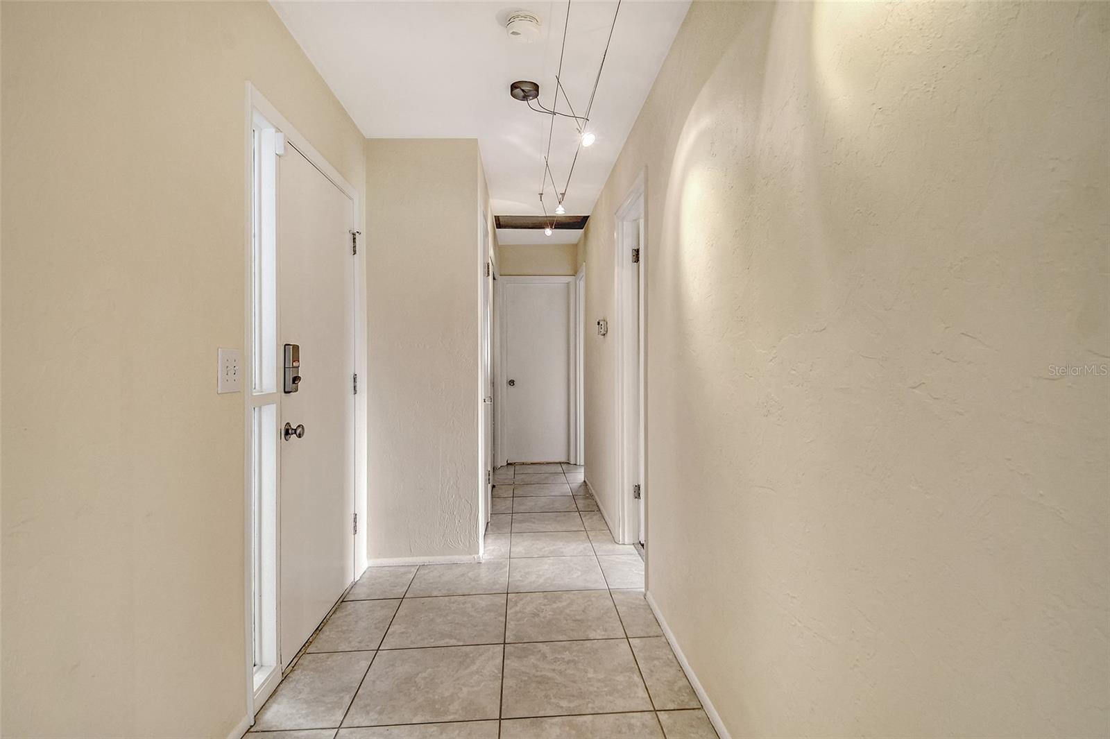A4655365 Property Photo