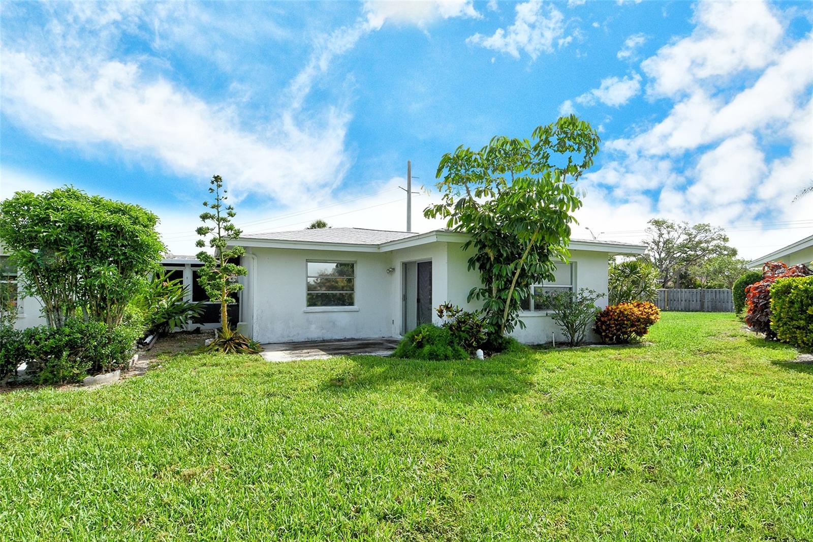 A4655365 Property Photo