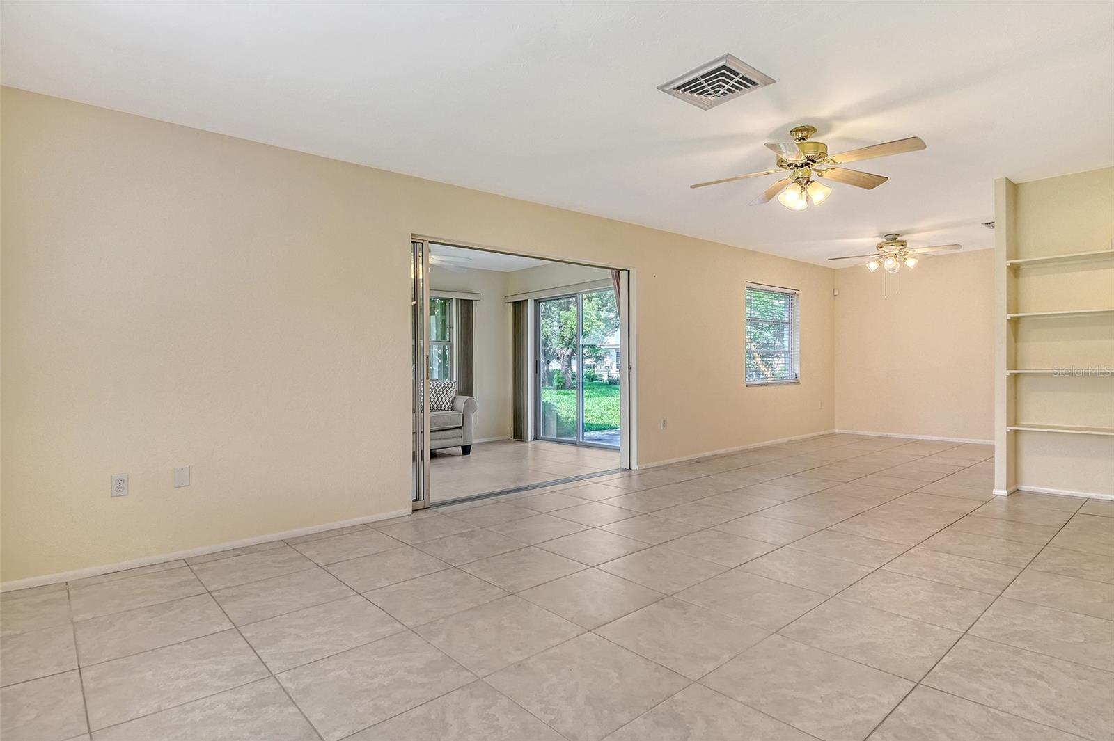 A4655365 Property Photo