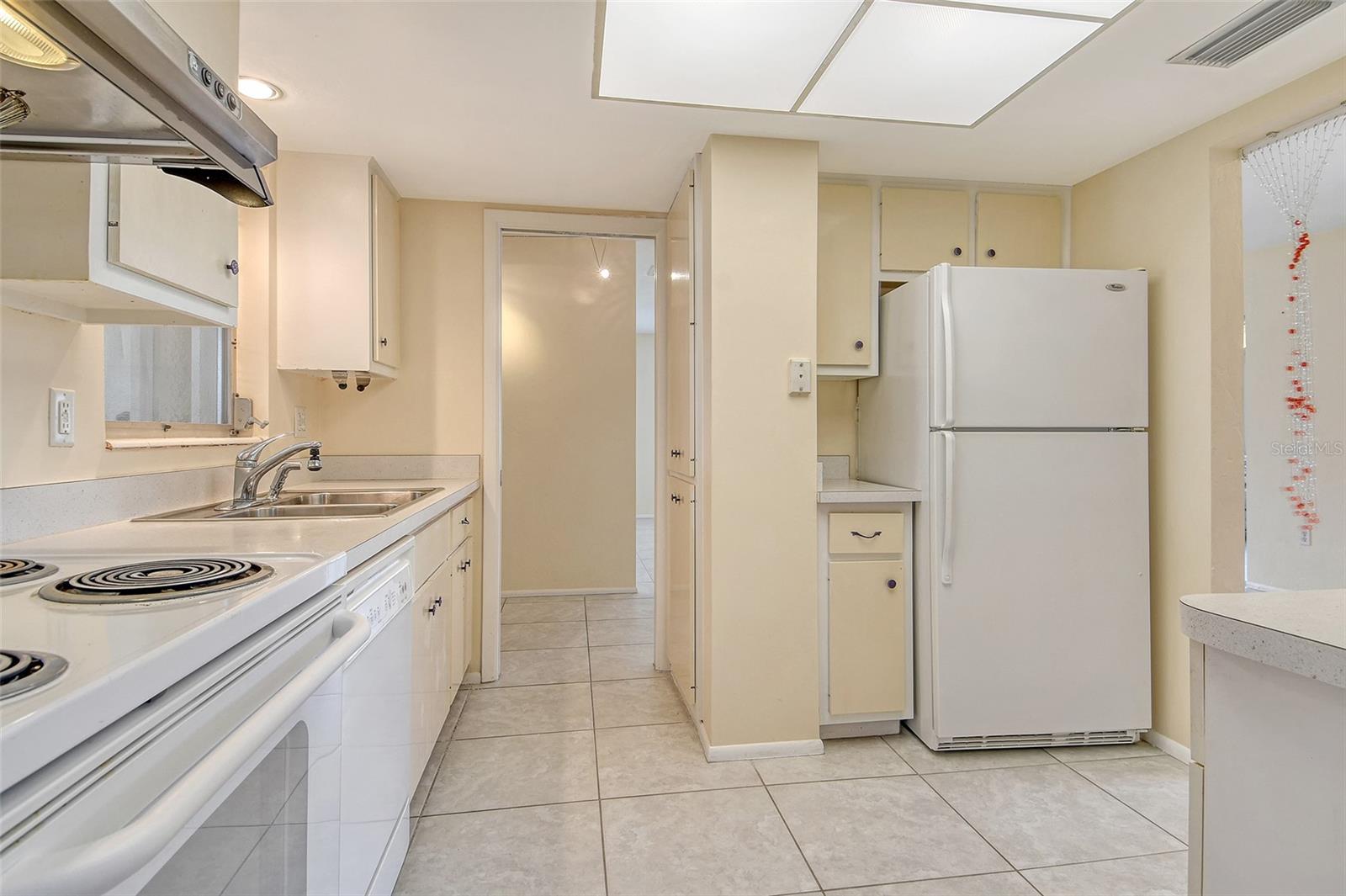 A4655365 Property Photo