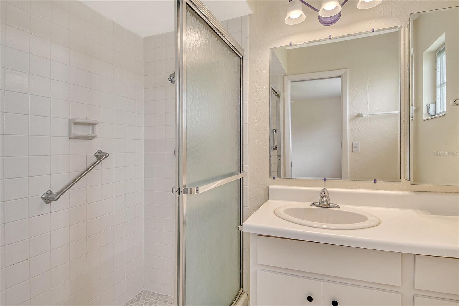 A4655365 Property Photo