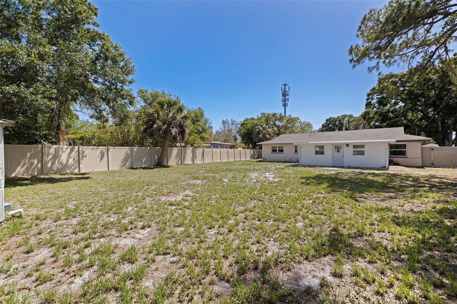 201 WESTWOOD TER N, ST PETERSBURG, FL, 33710
