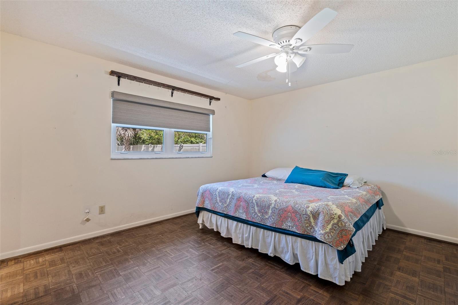 201 WESTWOOD TER N, ST PETERSBURG, FL, 33710