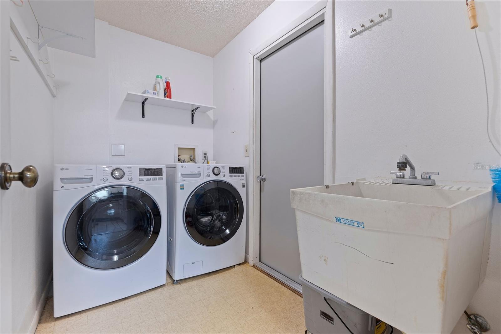 201 WESTWOOD TER N, ST PETERSBURG, FL, 33710