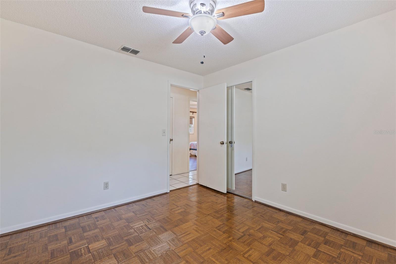 201 WESTWOOD TER N, ST PETERSBURG, FL, 33710