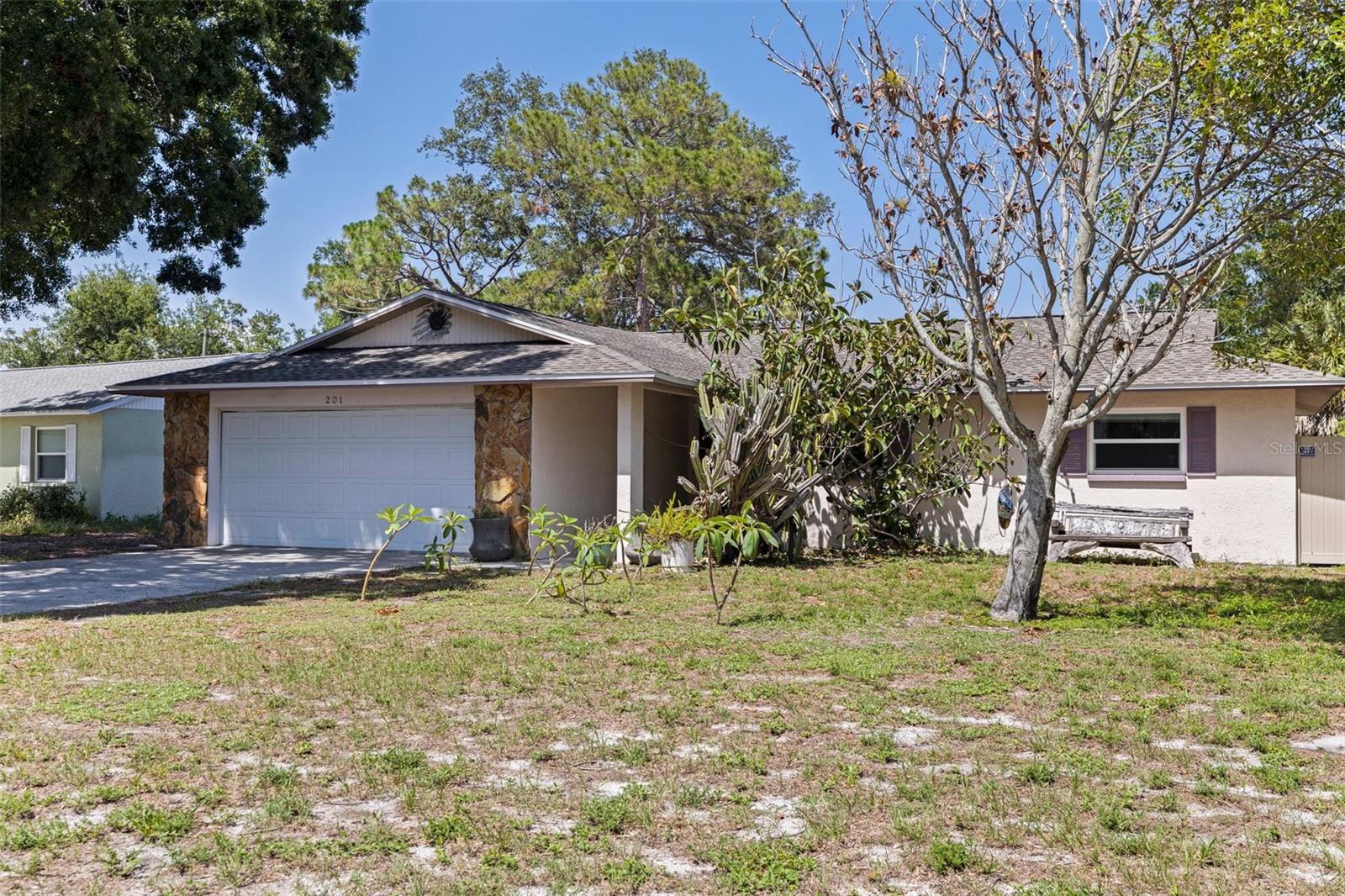201 WESTWOOD TER N, ST PETERSBURG, FL, 33710