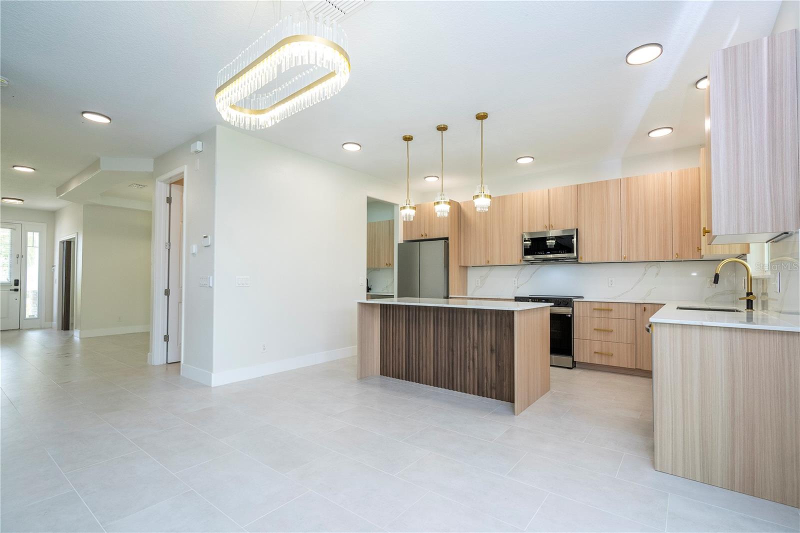 5161 DOVE TREE ST, ORLANDO, FL, 32811