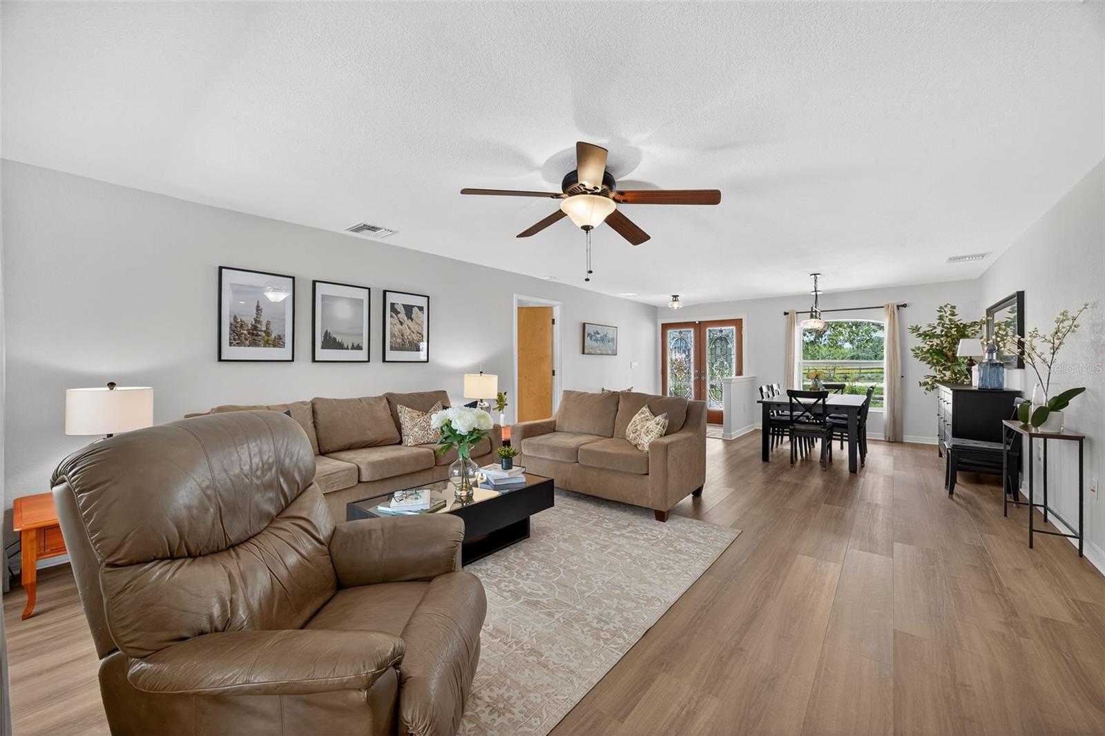 A4655381 Property Photo