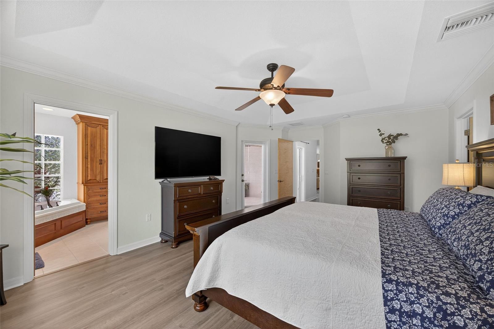 A4655381 Property Photo