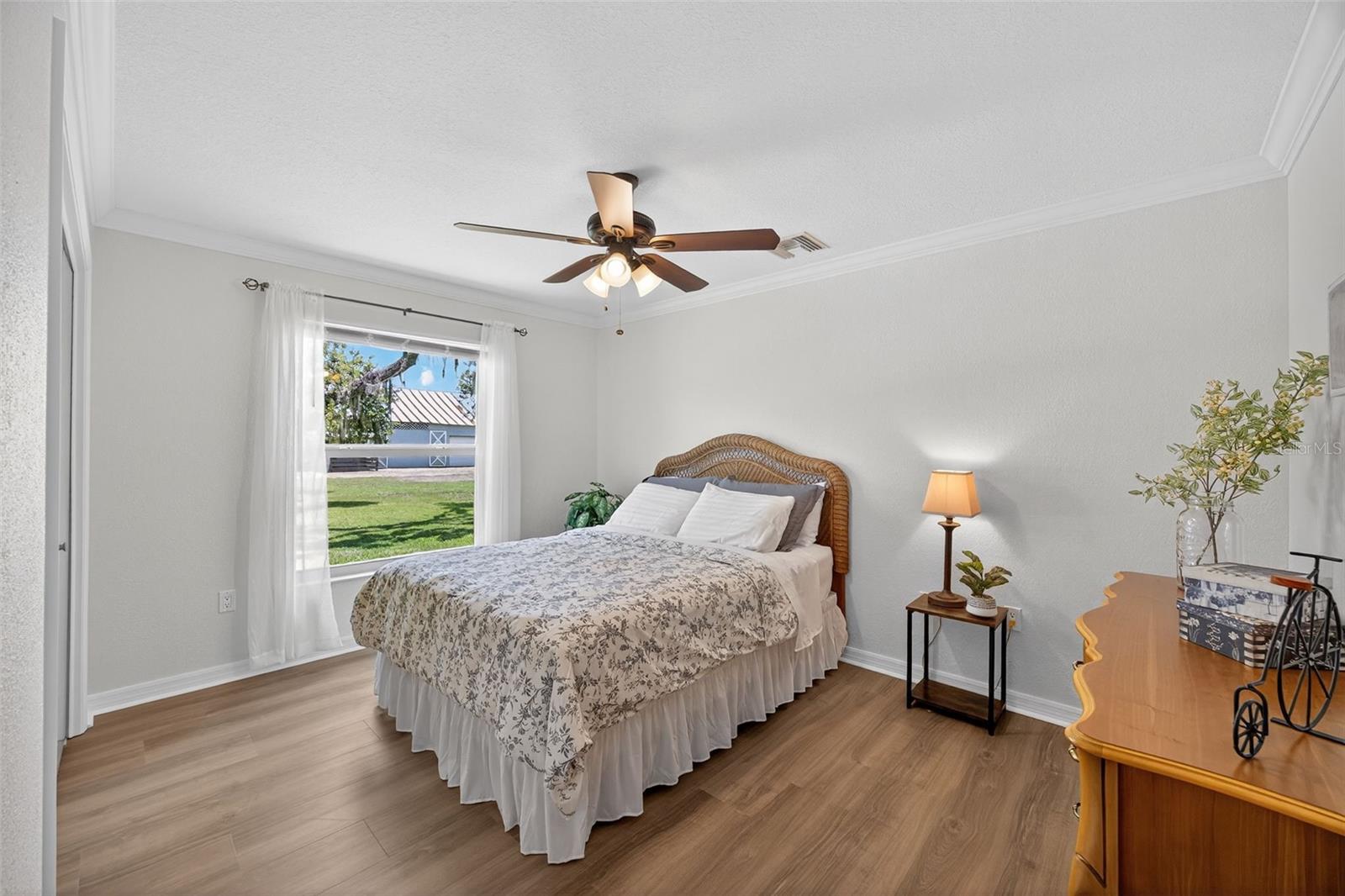 A4655381 Property Photo