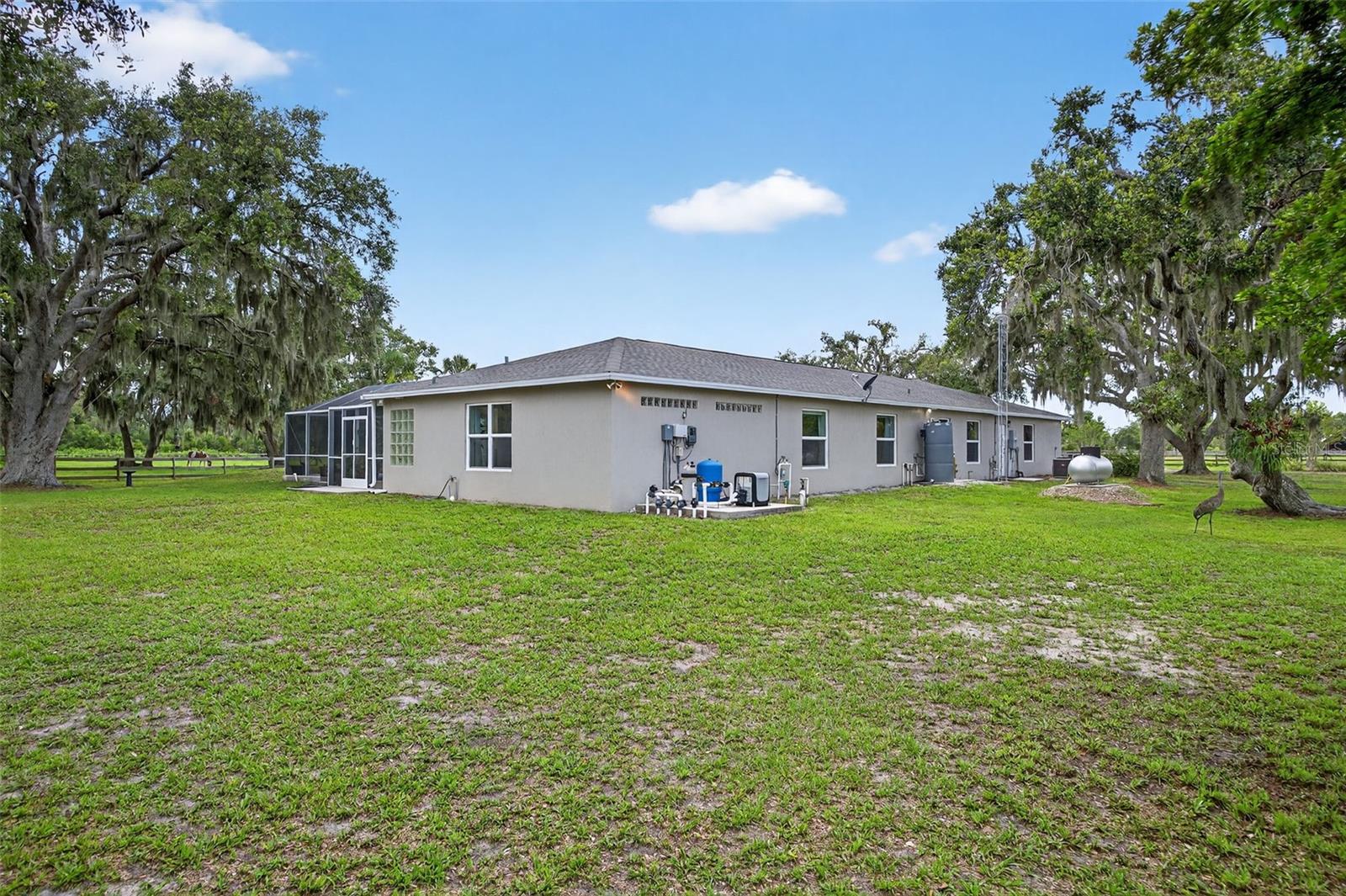 A4655381 Property Photo