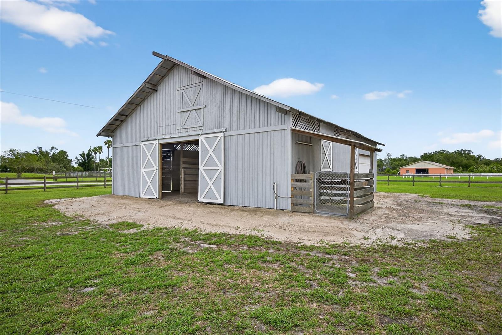 A4655381 Property Photo