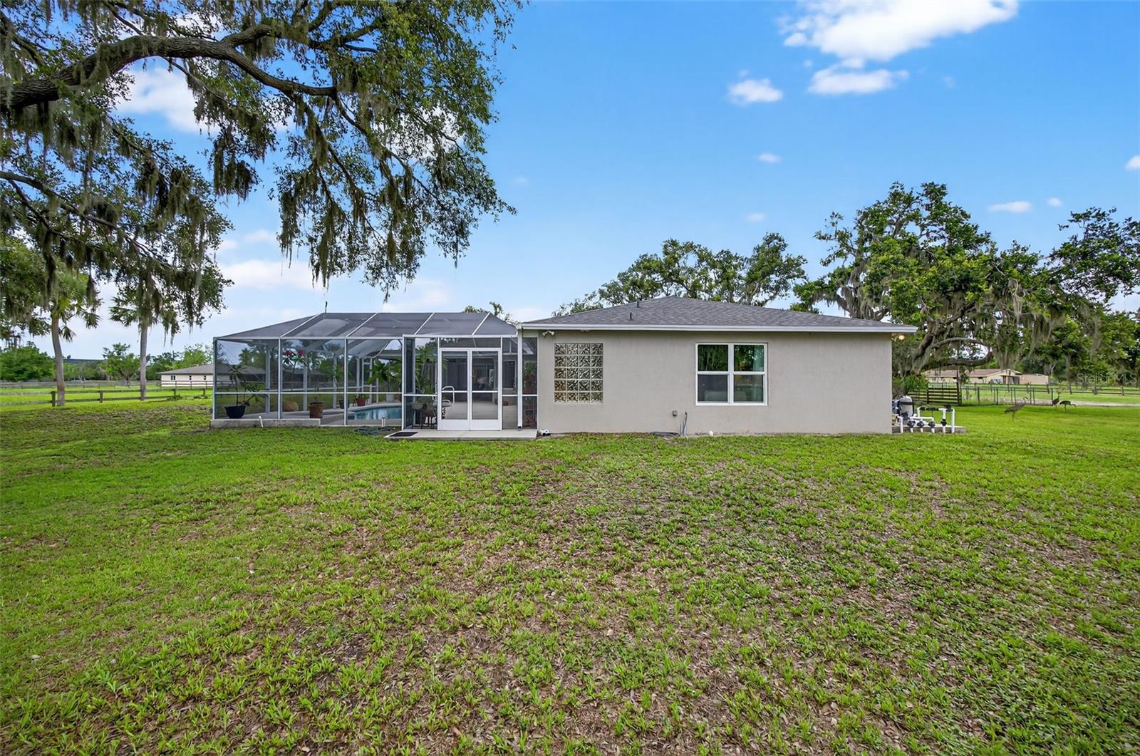 A4655381 Property Photo