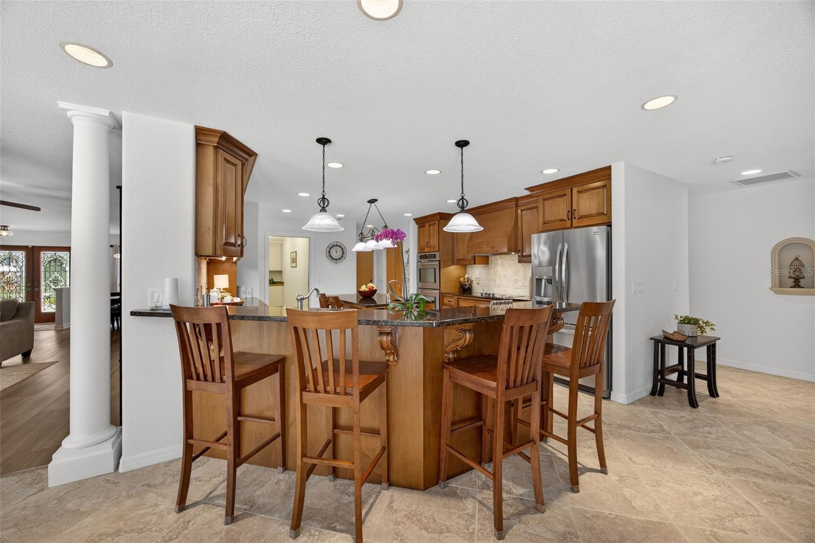 A4655381 Property Photo