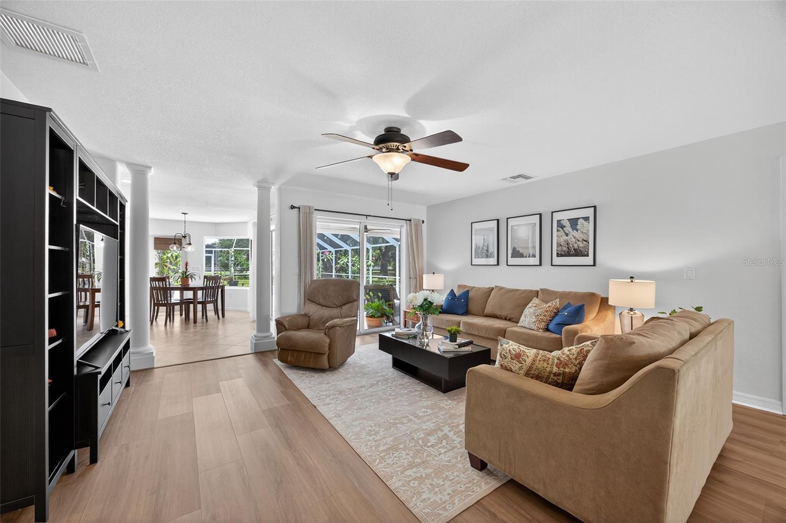 A4655381 Property Photo