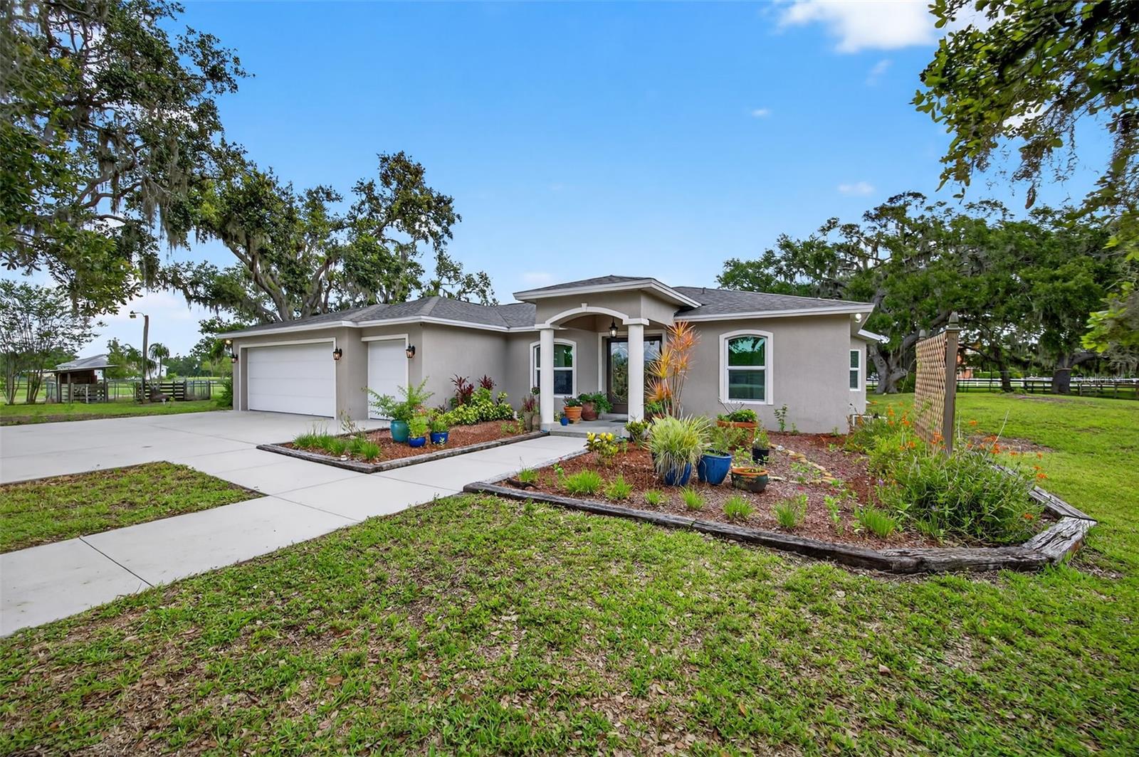 A4655381 Property Photo
