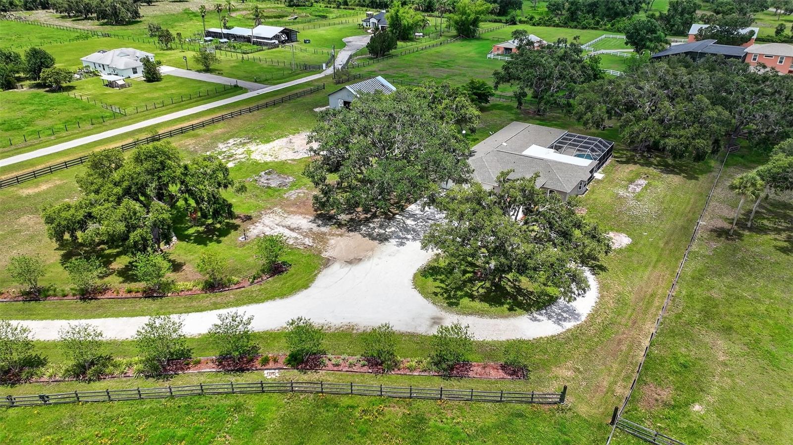 A4655381 Property Photo
